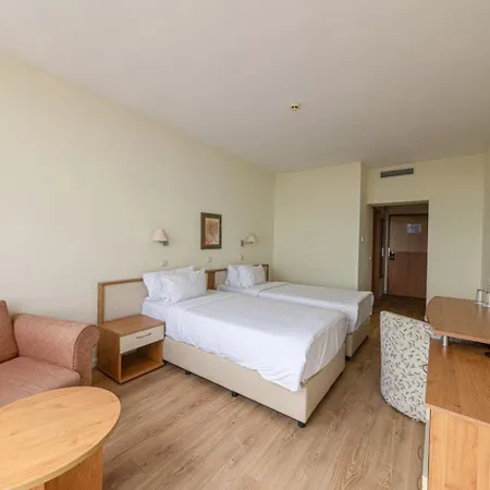 Stayflex By Helios 4*